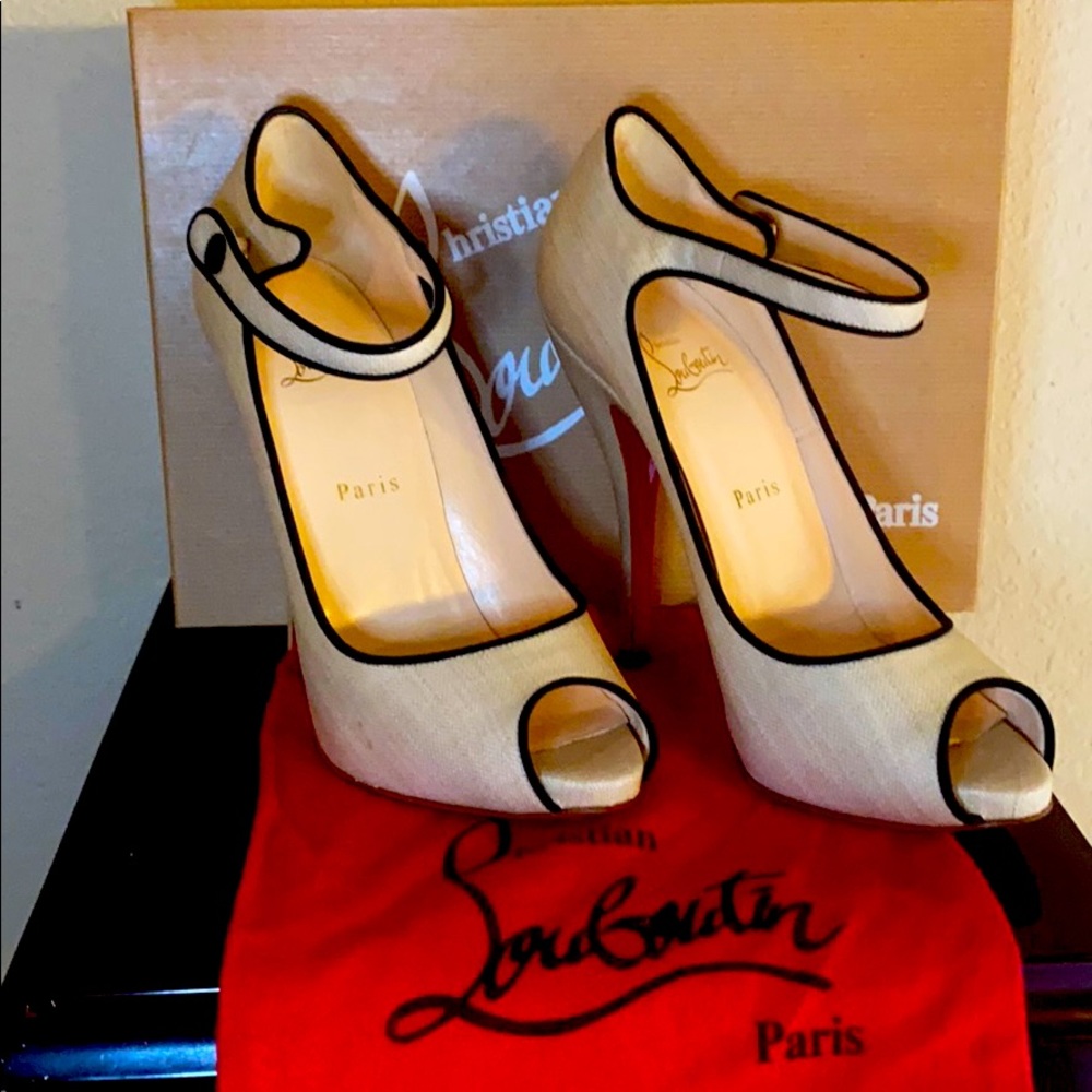 Christian Louboutin size 39